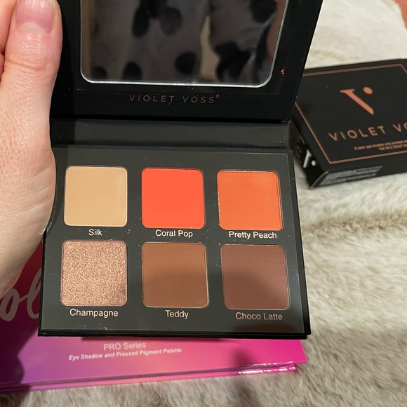 Violet Voss Violet Sunset or Coral Pop Eyeshadow Palettes- Choose 1! - Picture 9 of 10